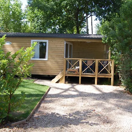 Essentiel 30m2 Terrasse Couverte Campingplatz