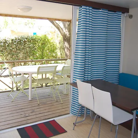 Essentiel 30m2 Terrasse Couverte * Ares