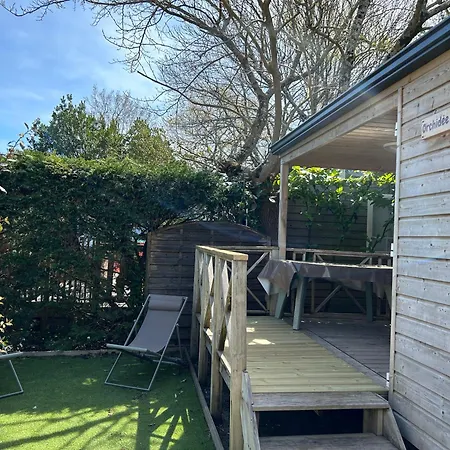Essentiel 30m2 Terrasse Couverte * Ares